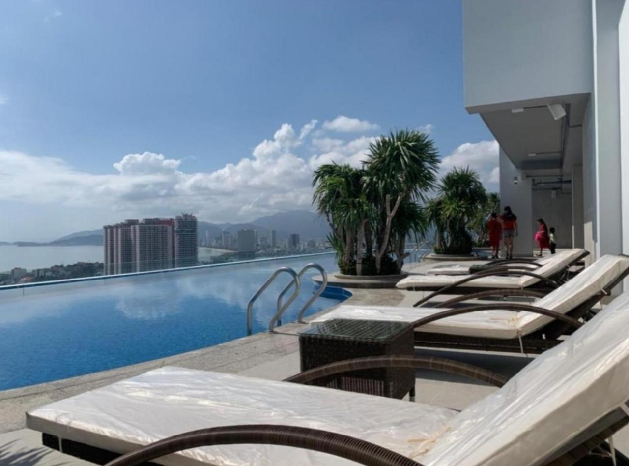 Beachfront Scenia Bay Apartment נה טראנג מראה חיצוני תמונה